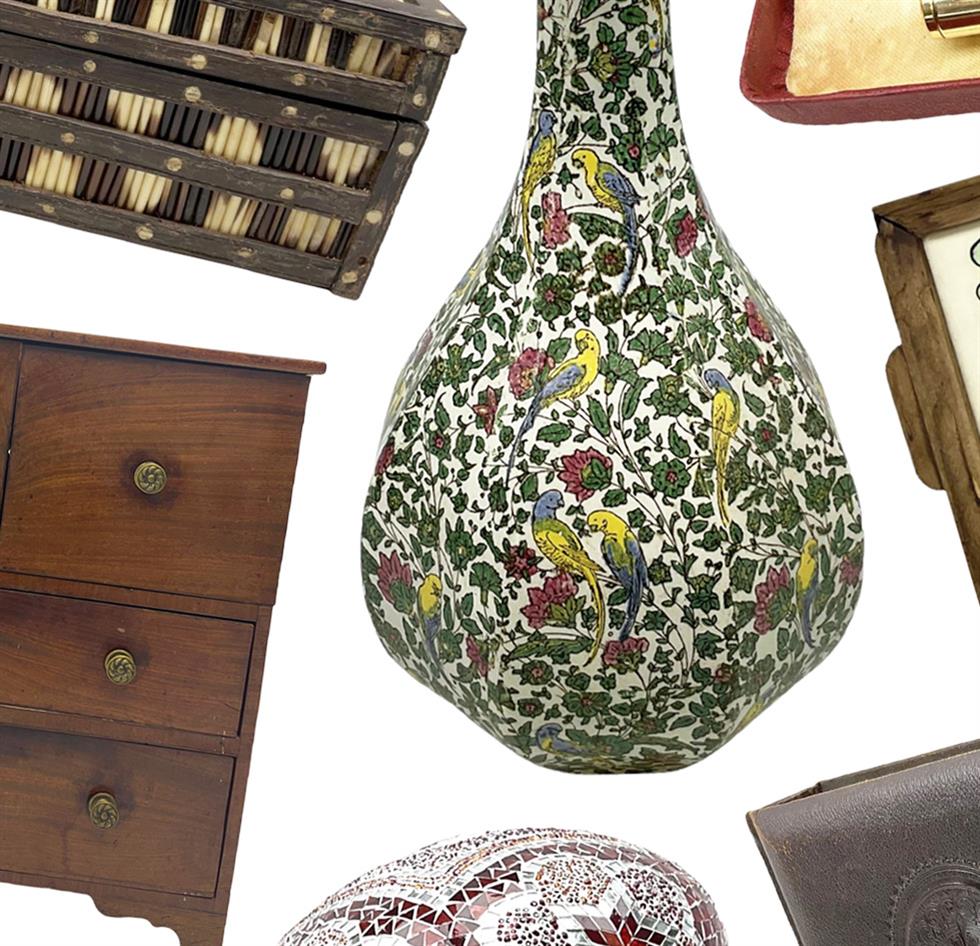 Collectors & Clearance on 12/08/2022