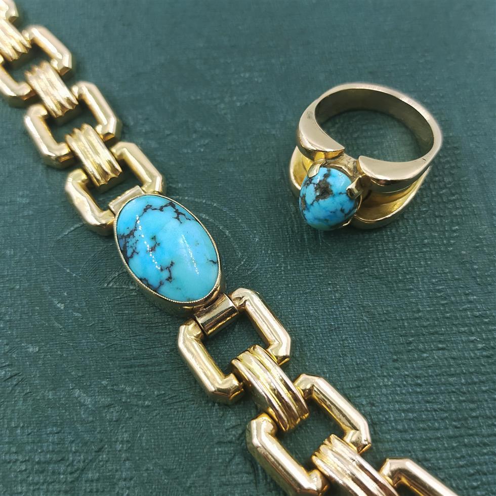 Jewellery & Watches on 01/09/2022