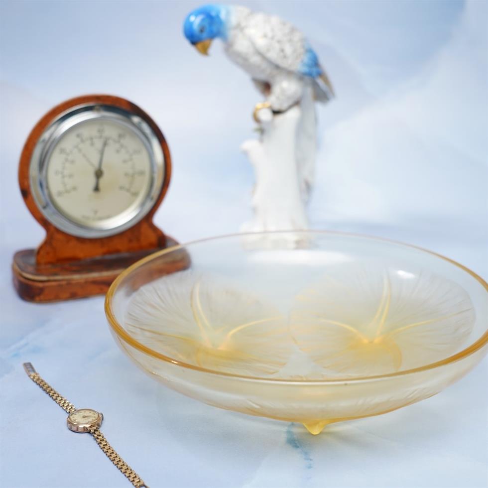 Affordable Antiques & Collectors on 02/10/2025