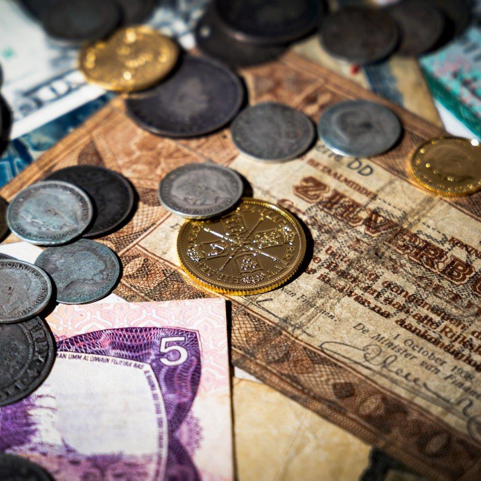 Coins, Banknotes & Stamps