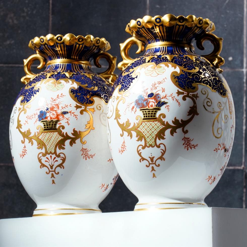 Antique & Decorative Objects