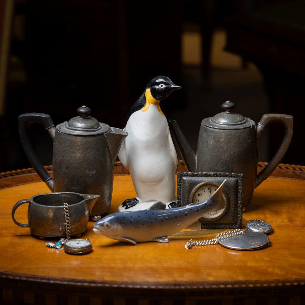 Affordable Antiques: Collectors, Pictures & Jewellery