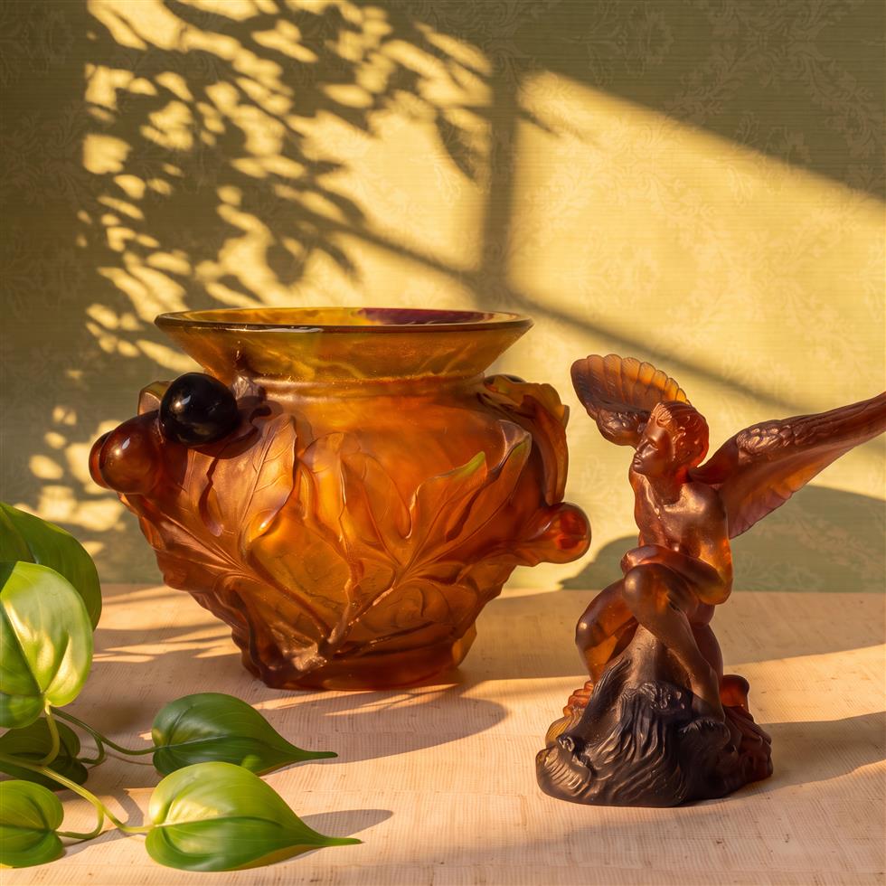 Antique & Decorative Objects