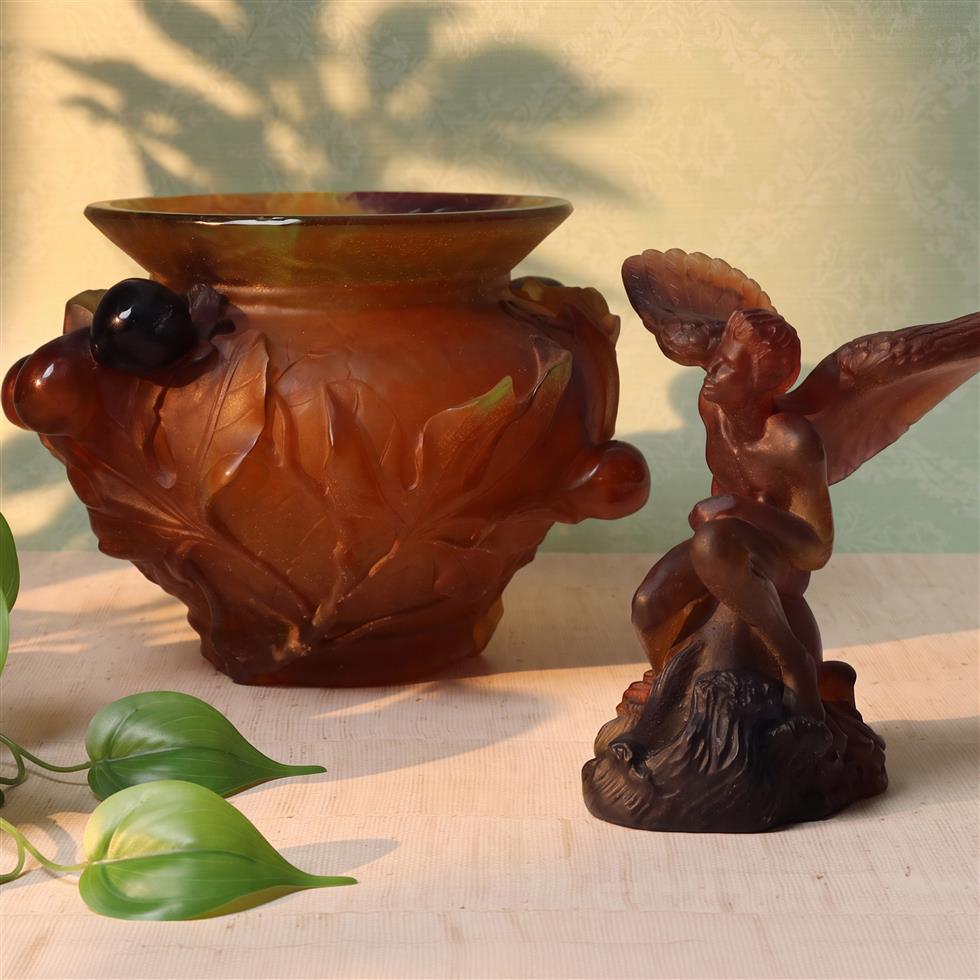Antique & Decorative Objects