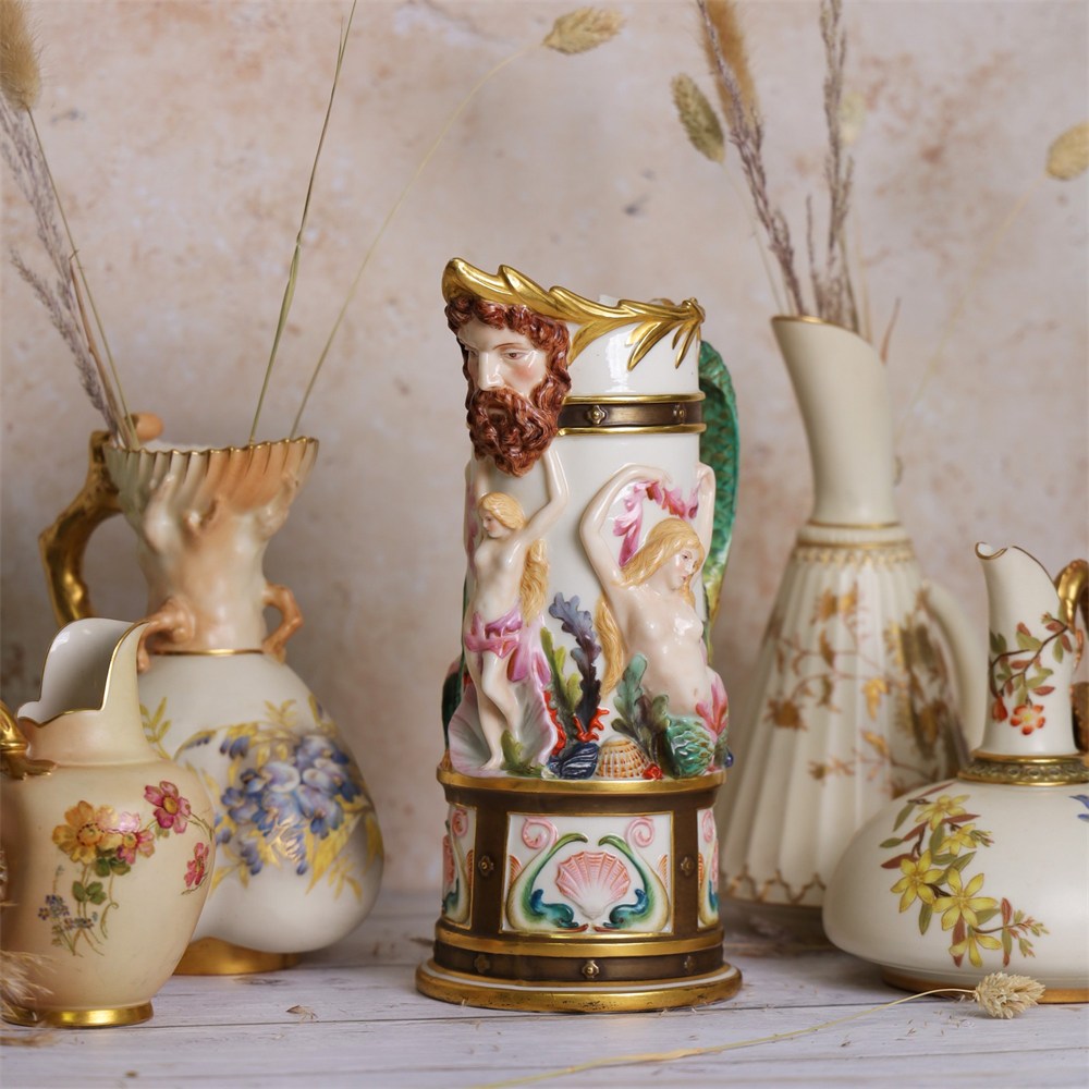 Antique & Decorative Objects on 11/06/2027