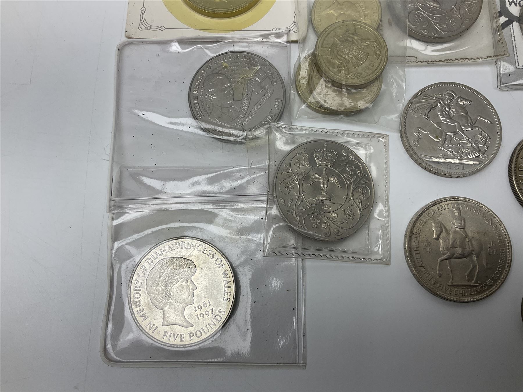 King George VI 1937 crown coin, various commemorative crowns, Queen Elizabeth II Canada 1957 and 1959 fifty cent coins, four Great British five pound coins, United States of America 1964 half dollar etc