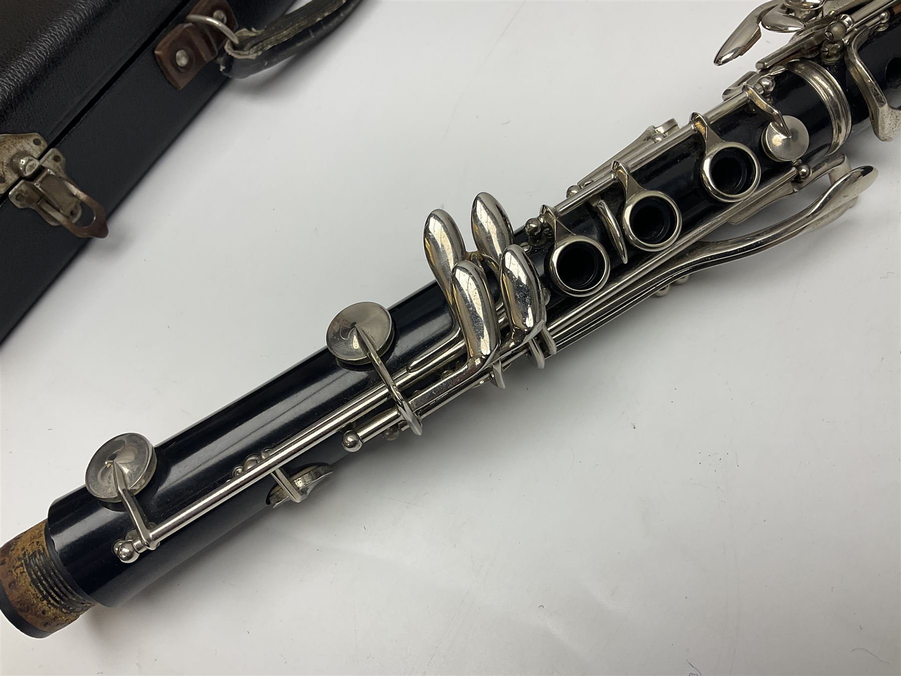 F. Buisson Dallas London oboe, serial no.5434; Boosey & Hawkes Lafleur clarinet, serial no.807004; and incomplete Boosey & Hawkes Regent clarinet, serial no.372169; each in fitted carrying case (3)