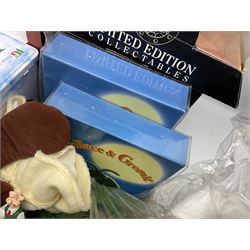 Large collection of Wallace & Gromit collectables, including four Born to Play  figures, clocks, composite figures, etc, in four boxes   