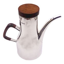 Modern silver coffee pot, of plain tapering form with curved spout and hardwood D shaped handle and flat-topped cover, hallmarked Robert Welch, London 1987, H22cm, approximate gross weight 28.94 ozt (900.2 grams)