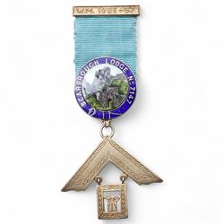 Victorian silver gilt Masonic Rose Croix collar jewel London 1875 Maker Henry Thomas Lamb, Scarborough Lodge silver gilt and enamel Past Masters Jewel, Malta Grand Craft collar jewel, silver and enamel Royal Order of the Red Branch and various other Masonic jewels 