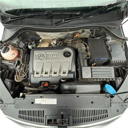 VW Tiguan, 2 Litre diesel, Automatic, 2011, Silver, MOT till 06/09/2026, 120,000 Miles (NV11 DDF)