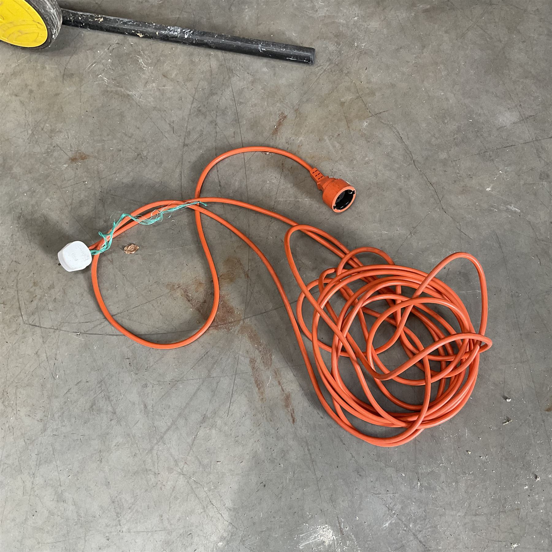 McCulloch MB 450C 1500w electric garden shredder