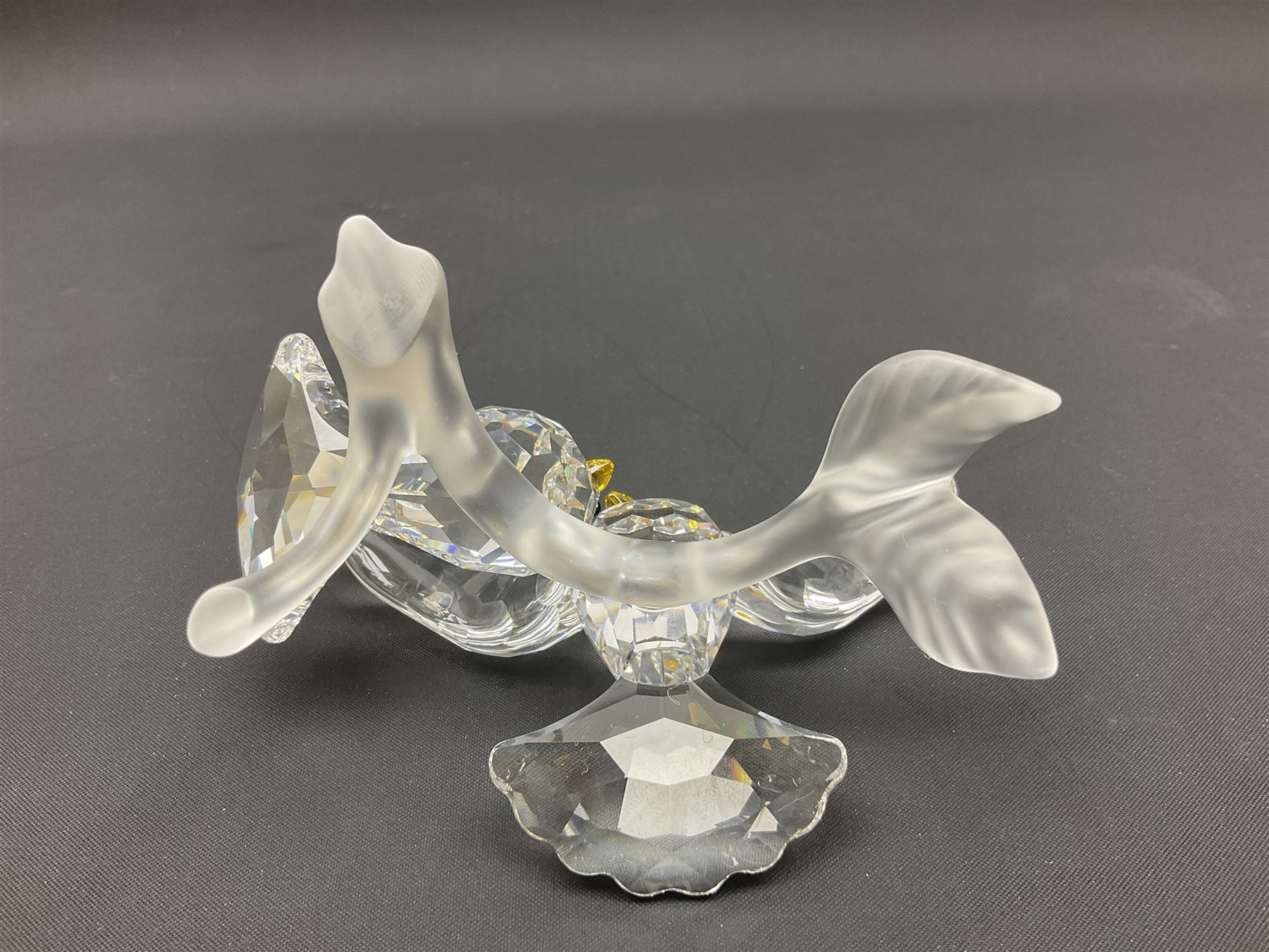 Fourteen Swarovski Crystal bird figures, to include toucan, mandarin duck, swans, parrot, cranes etc 