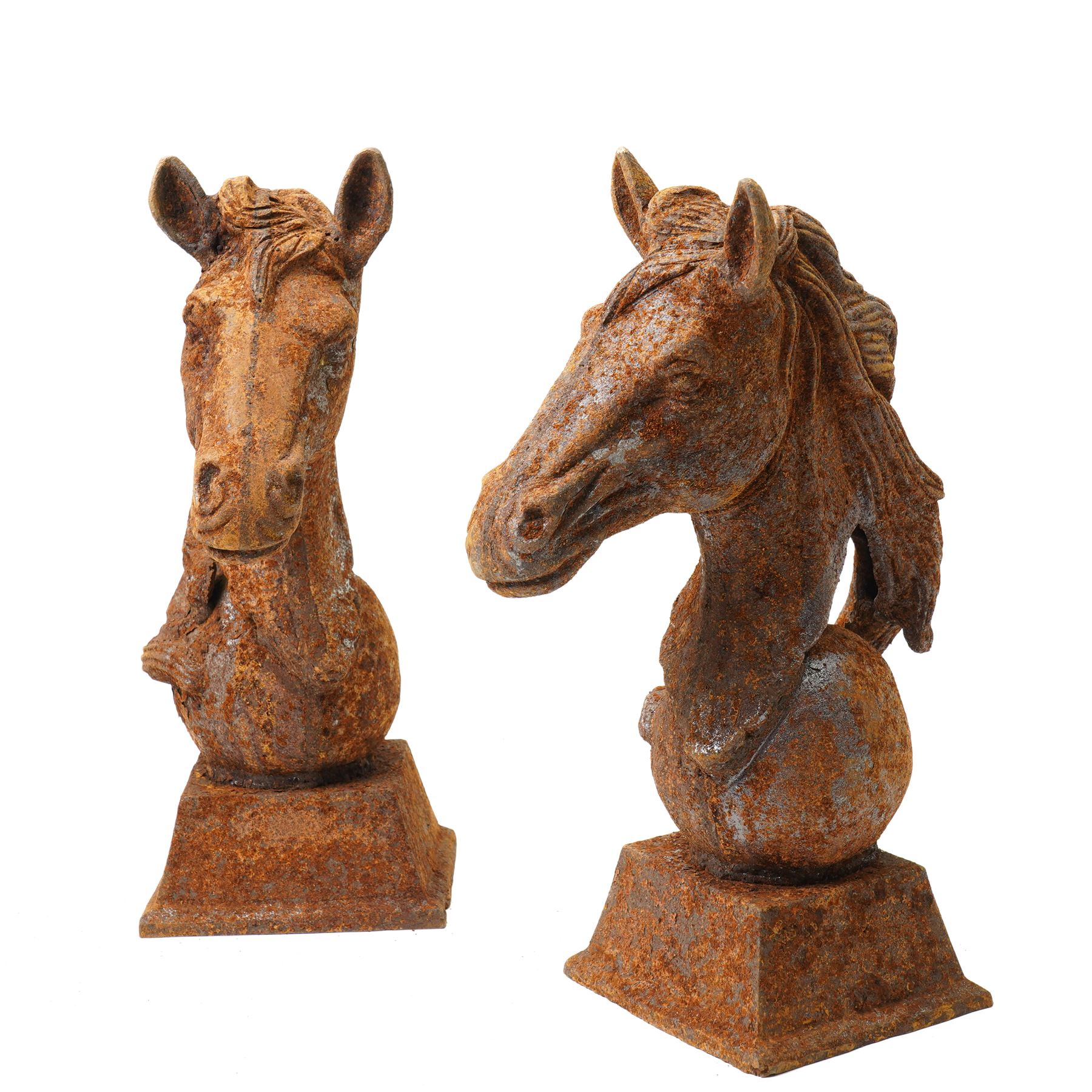 Pair of cast iron horse heads, H46cm (2)
