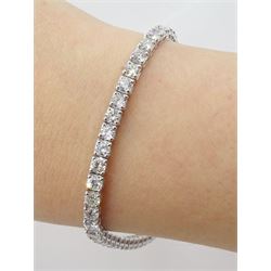 18ct white gold round brilliant cut diamond line bracelet, hallmarked, total diamond weight approx 6.80 carat