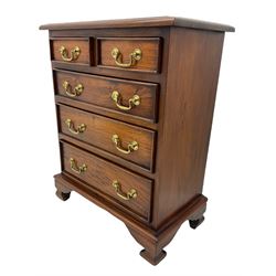 Small Georgian style mahogany chest, fitted with five drawers