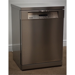  Miele G1252 SC dishwasher, silver finish, W60cm, H85cm, D60cm (This item is PAT tested - 5 day warranty from date of sale)   