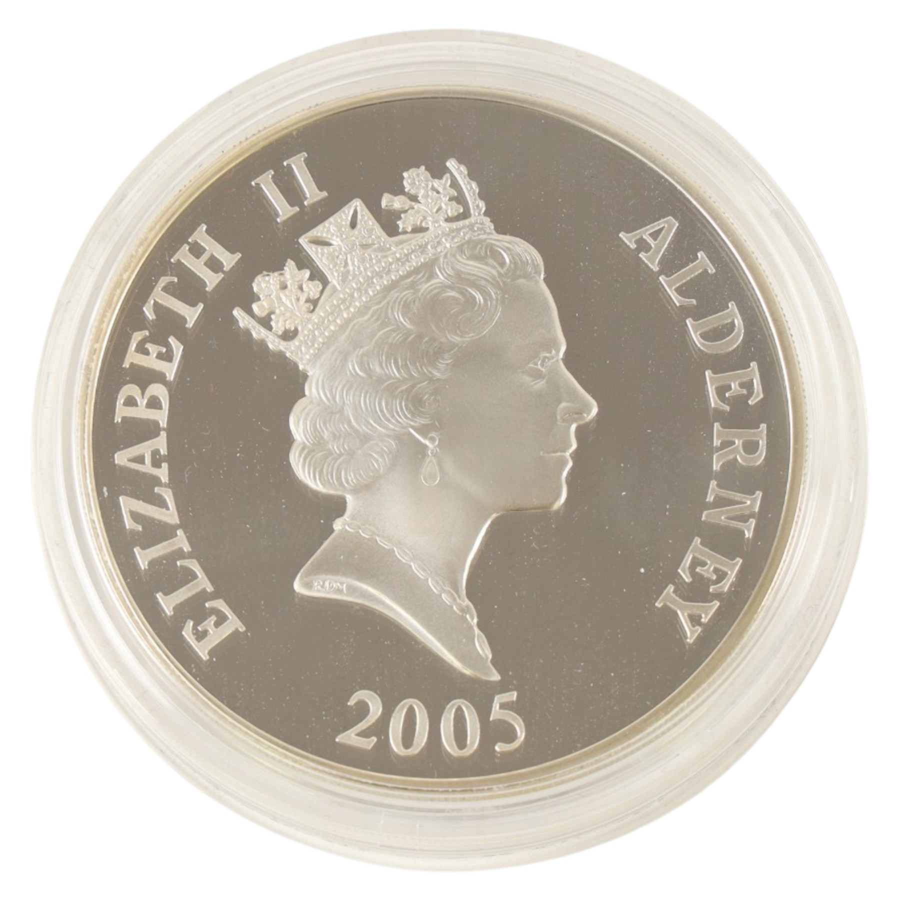 The Royal Mint Alderney 2005 'End of World War II 60th Anniversary' silver proof five ounce ten pound coin, cased with certificate