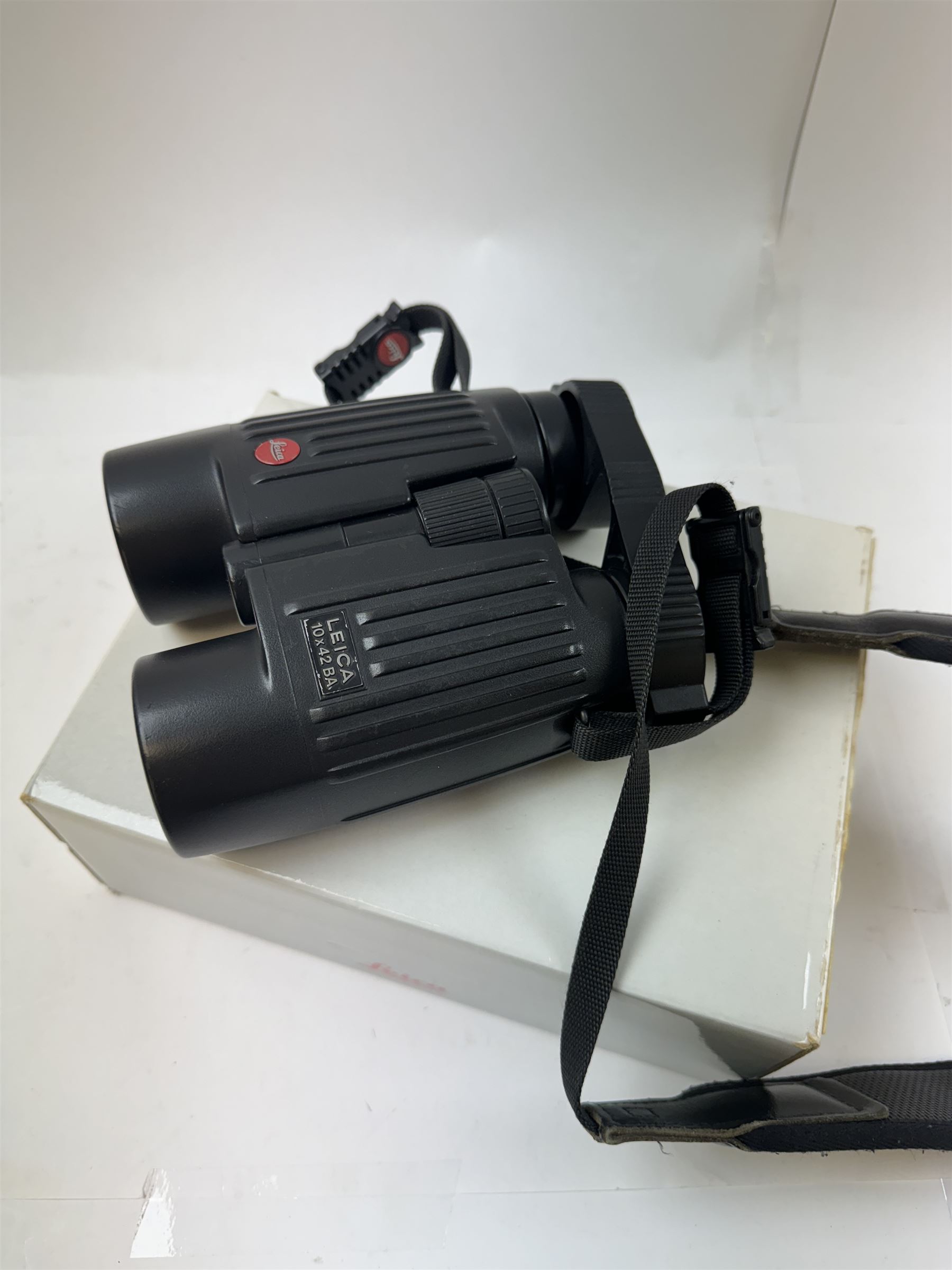 Leica Trinovid 10x42 BA binoculars, on Leica shoulder strap, boxed with instructions