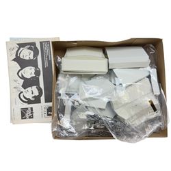 Comet Miniatures Blakes 7 DSV1 The Liberator Plastic Model Kit and a AMT ERTL Star Trek U.S.S Enterprise Command Bridge Model Kit, both boxed