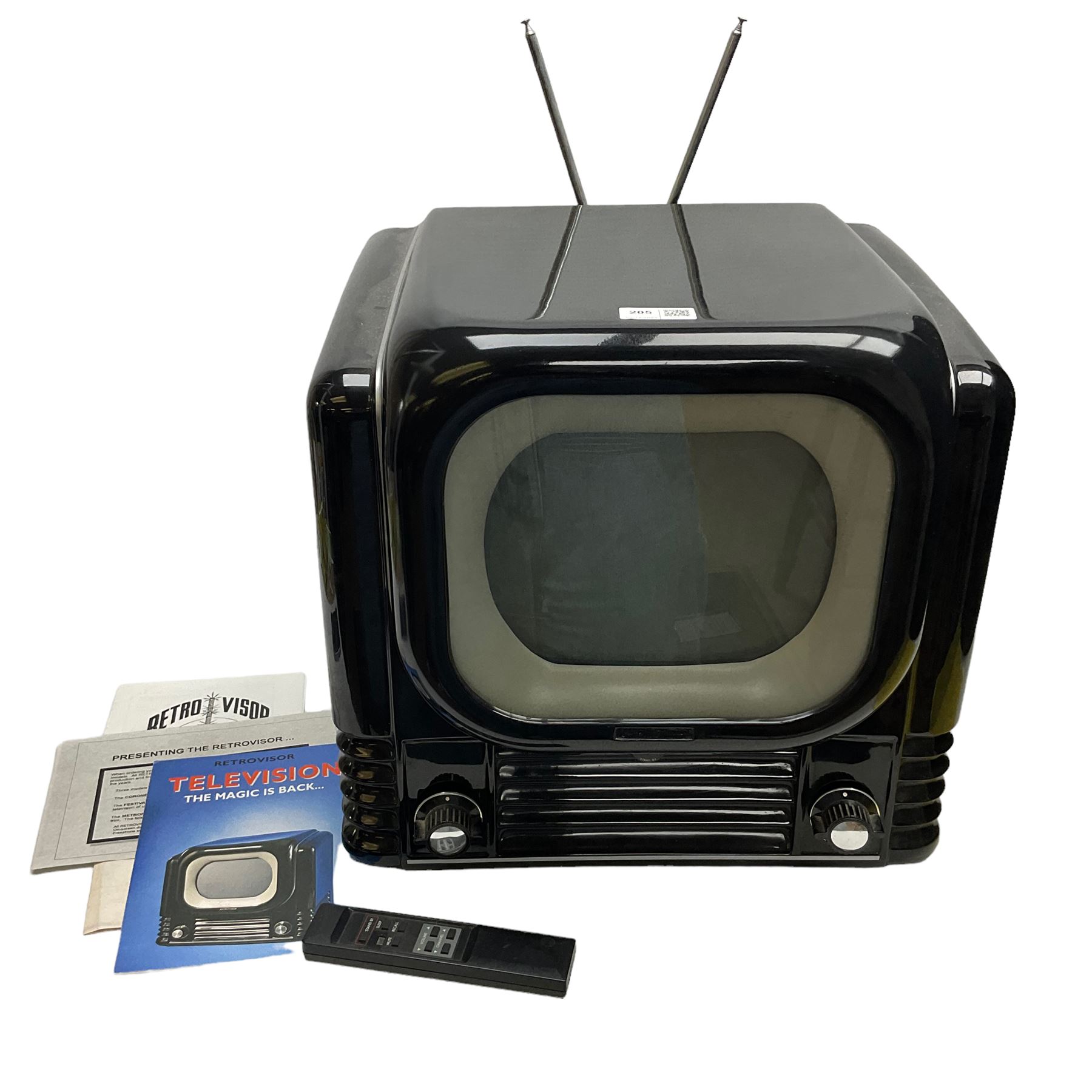 Radiocraft Retrovisor Metropolis television | White Goods