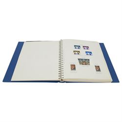 Commonwealth and World stamps, including Aden, Antigua, Australia, British Guyana, Brunei, Bermuda, Ceylon, Christmas Islands, Fiji, Malaya, Malta, Nigeria, St Kitts and Nevis, etc, in various albums and loose, together with two empty stockbooks and various stock cards