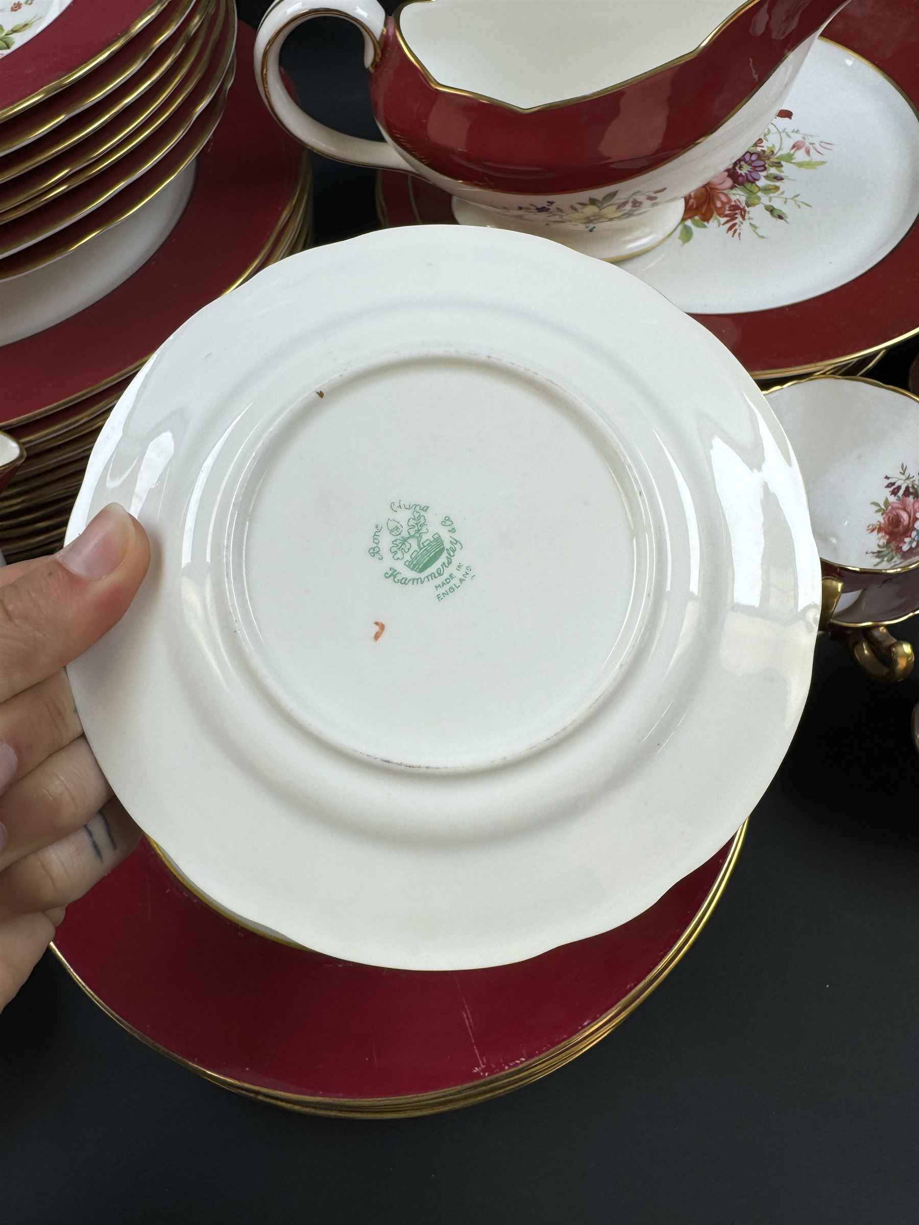 Hammersley tea and dinner service, including twelve dinner plates, twelve teacups, two sauce boats, two covered dishes etc  