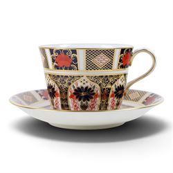 Royal Crown Derby Old Imari 1128 set of eight breakfast cups and saucers, cups, H8cm