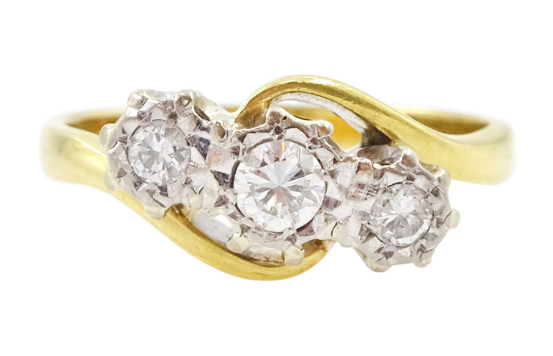 18ct gold three stone round brilliant cut diamond ring, Birmingham 1965, total diamond weight approx 0.25 carat