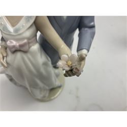 Two Lladro figures, comprising Now & Forever no 7642 and Kiss & Make Up no 5555, largest example H28cm