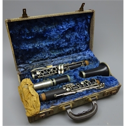  Selmer clarinet, Studente Console serial no. 847 in shargreen style covered case   