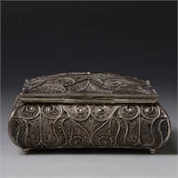 Persian silver filigree trinket box, H3.5cm, W9cm