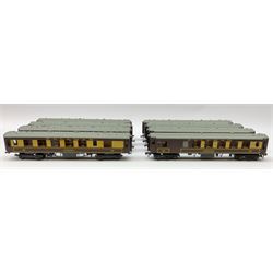 Hornby Dublo - eight Pullman Cars comprising two 4035 'Aries' First Class; three 2nd Class; and three 4037 Brake/2nd; all in boxes (8)