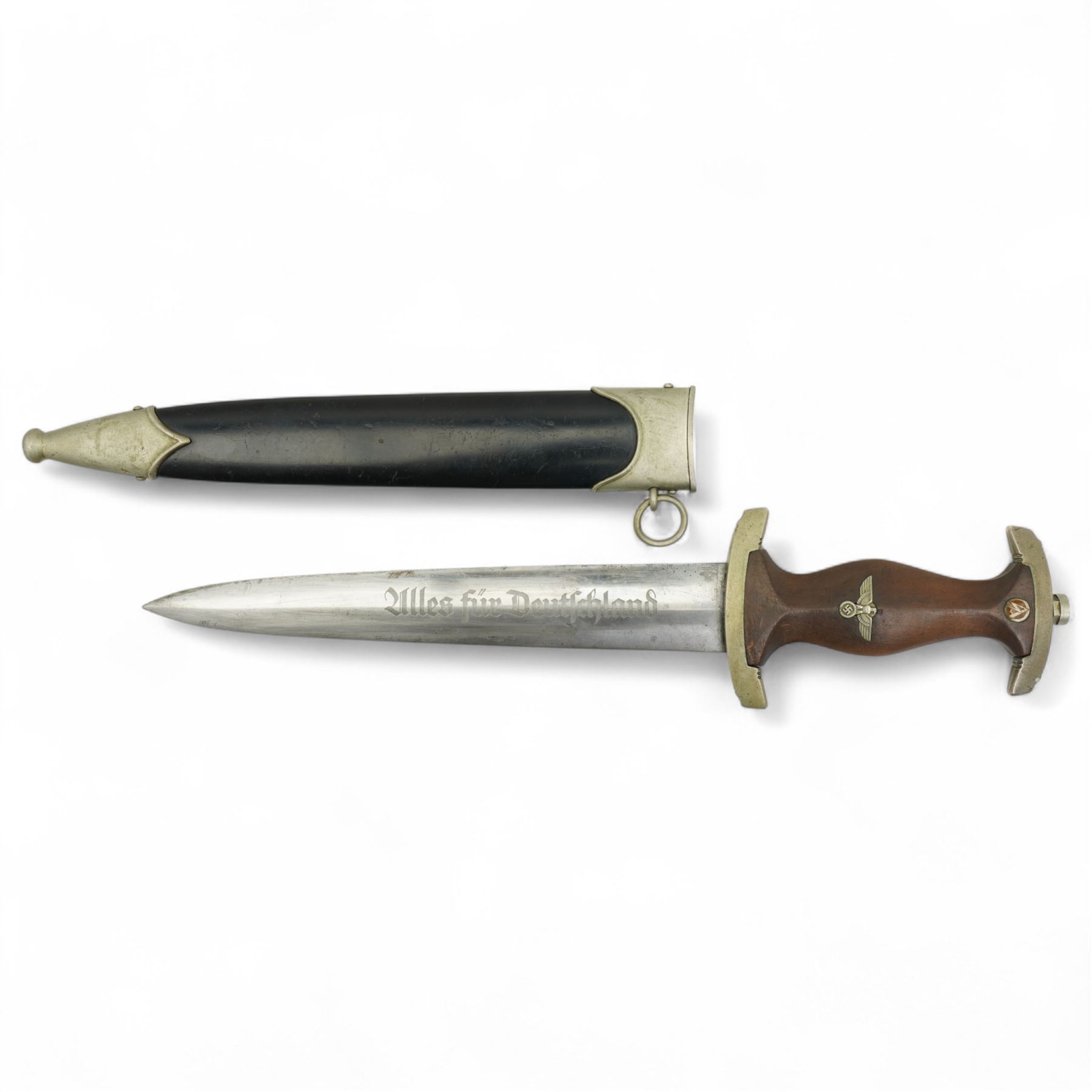 German Third Reich SA dagger, the ricasso marked G.Felix, Gloriawerke, Solingen, shaped wooden grip with SA roundel in black scabbard, possibly NSKK