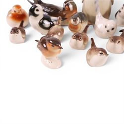 Collection of USSR Lomonosov bird figures, including penguin, quail, duck, wren etc  