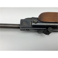 Hoffman Premier Model HW35 .22 air rifle with break barrel action, serial no.649091, L113cm overall