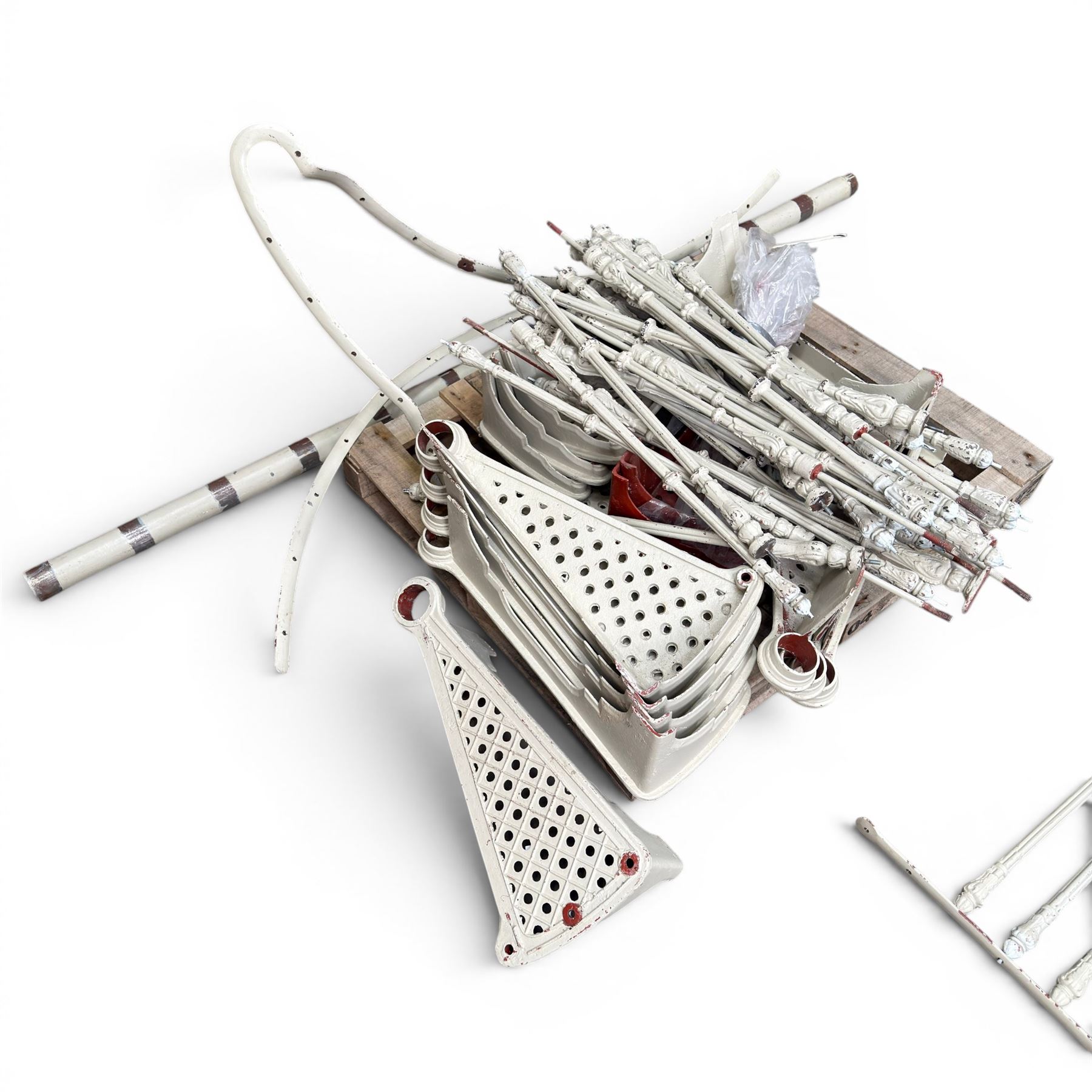 Victorian design cast iron spiral staircase, sixteen pierced treads, ornate balustrades, with landing and handrail painted in cream finish, height of pole 250cm, width of steps 74cm