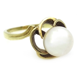  14ct gold single pearl flower design ring, stamped 585  
