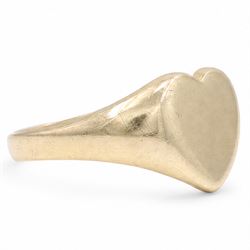 Mid 20th century heart signet ring, Chester 1949