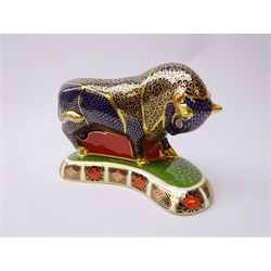  Large Royal Crown Derby Imari Bull paperweight, gold stopper, L19.5cm   