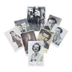 Collection of autographs and signed photographs to include Peter Cushing, Butterfly McQueen (Gone with the Wind), Vincent Price, William Franklyn, Lillian Gish etc.