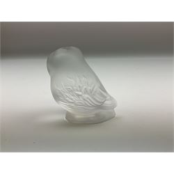 Modern Lalique clear crystal sculpture, modelled as an Owl, etched to base Lalique, France