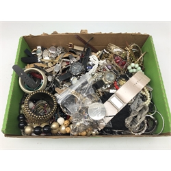  Collection of silver jewellery, mostly stamped 925, Victorian silver pill box, Birmingham, 1875 J.W. maker and a collection of costume jewellery and fancy goods in one box  