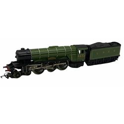 Hornby '00' gauge - Class A4 4-6-2 locomotive 'Mallard' No.60022; Class A1/A3 4-6-2 locomotive 'Flying Scotsman' No.4472; Britannia Class 4-6-2 locomotive 'Britannia' No.70000; all with tenders; together with Hornby Dublo station and signal box and two passenger coaches