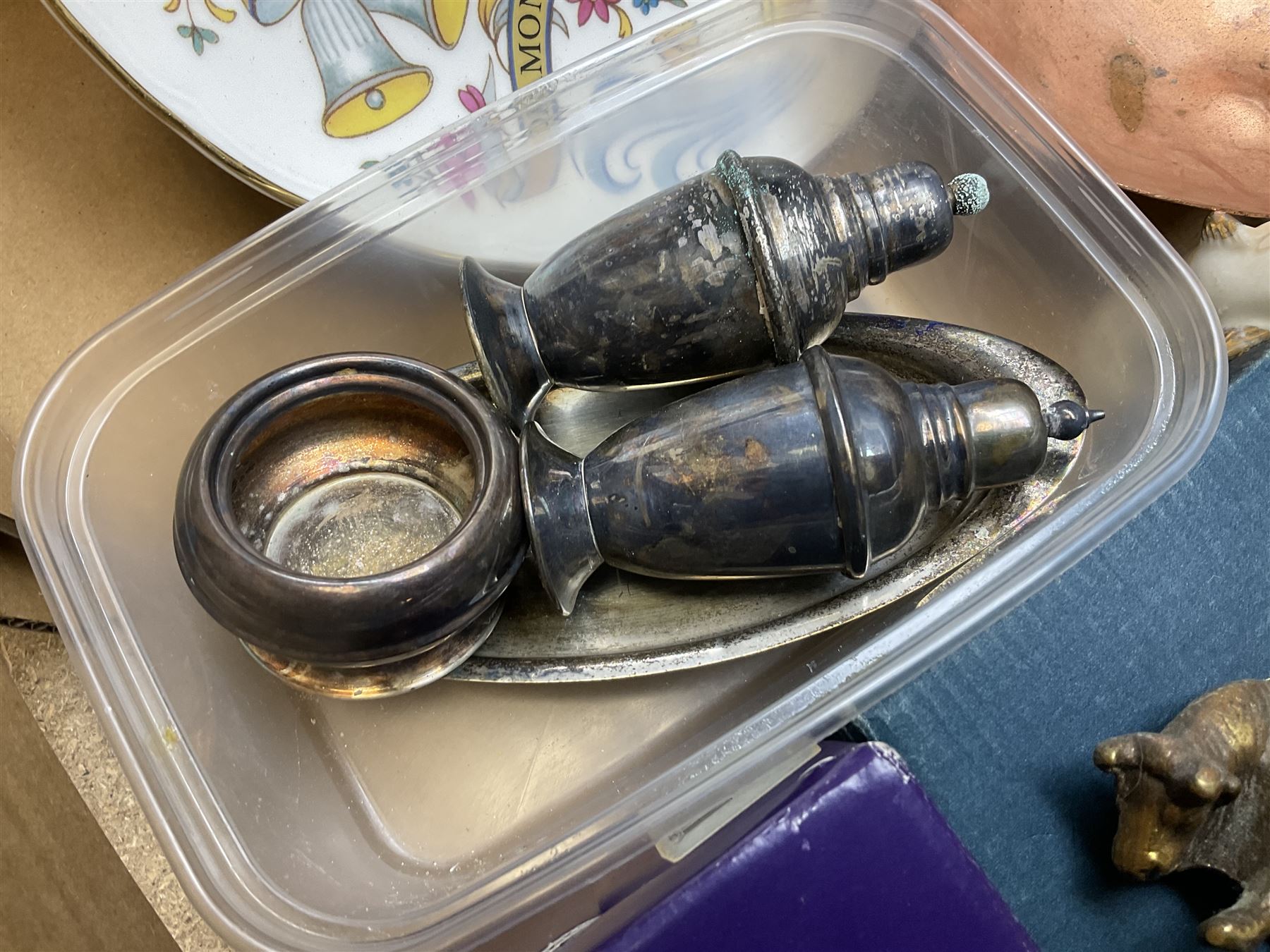 Wedgwood green jasperware trinket box, together with boxed Aynsley 'the Ashes England's  Glorious Victory 2005' plate, commemorative wares, ginger jars and other ceramics, in two boxes 