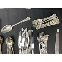 Gee & Holmes Ltd Elizabethan pattern part canteen of silver plated cutlery, stamped GH Heritage Plate