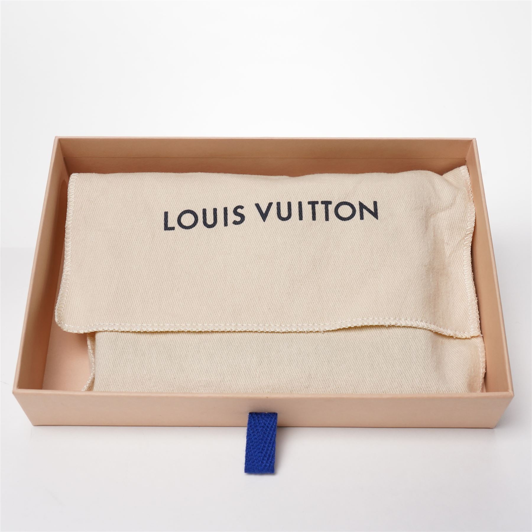 Louis Vuitton - monogram canvas agenda cover, with ring binder interior, unused with original box and dust bag