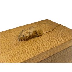 'Mouseman' tooled oak trinket box, rectangular form with lid carved with mouse signature, by Robert Thompson of Kilburn 