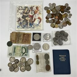 Approximately 145 grams of Great British pre-1947 silver coins, The Royal Mint 1986 'Commonwealth Games' commemorative two pound coin, in card folder, commemorative crowns etc. 