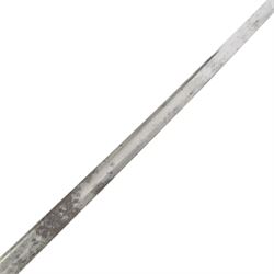 Edward VII 1887 Pattern Heavy Cavalry Officer's sword, 89cm single edge fullered etched blade, numbered 11017 to the back of the blade, decorative pierced guard, fishskin and wire handle, in a leather scabbard, overall L106cm 